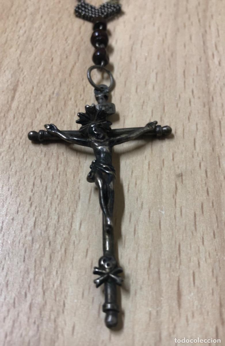 Antig&uuml;edades: ANTIG&Uuml;O ROSARIO EN METAL PLATEADO Y PEDRER&Iacute;A