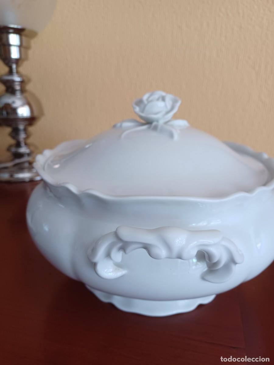 Antig&uuml;edades: Sopera porcelana antigua - Foto 3