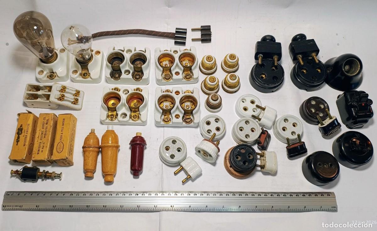Antig&uuml;edades: Lote material el&eacute;ctrico antiguo porcelana baquelita a&ntilde;os 40/50