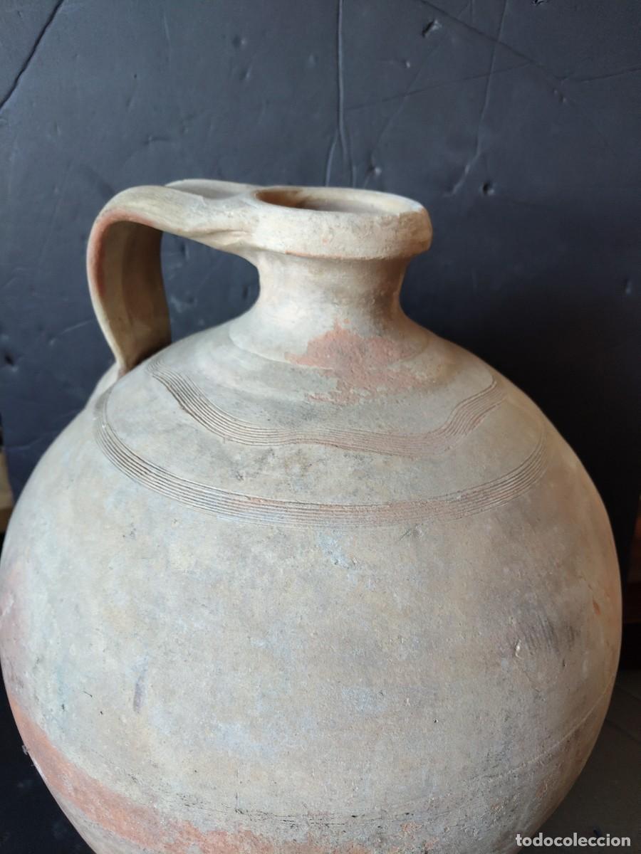 Antig&uuml;edades: Antiguo c&aacute;ntaro de barro de Lucena - Foto 2