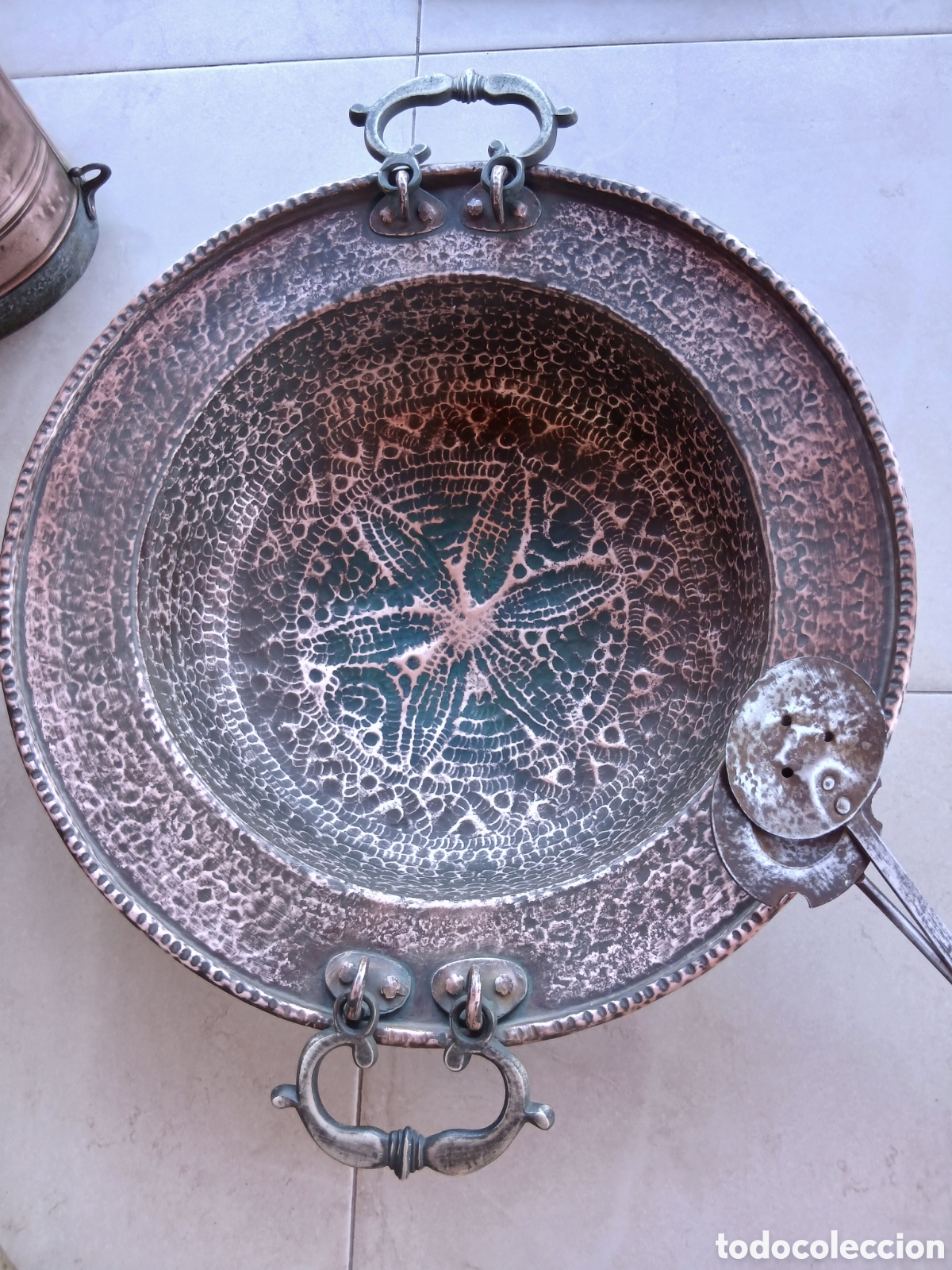 Antig&uuml;edades: Brasero antoguo de cobre y bronce - Foto 2