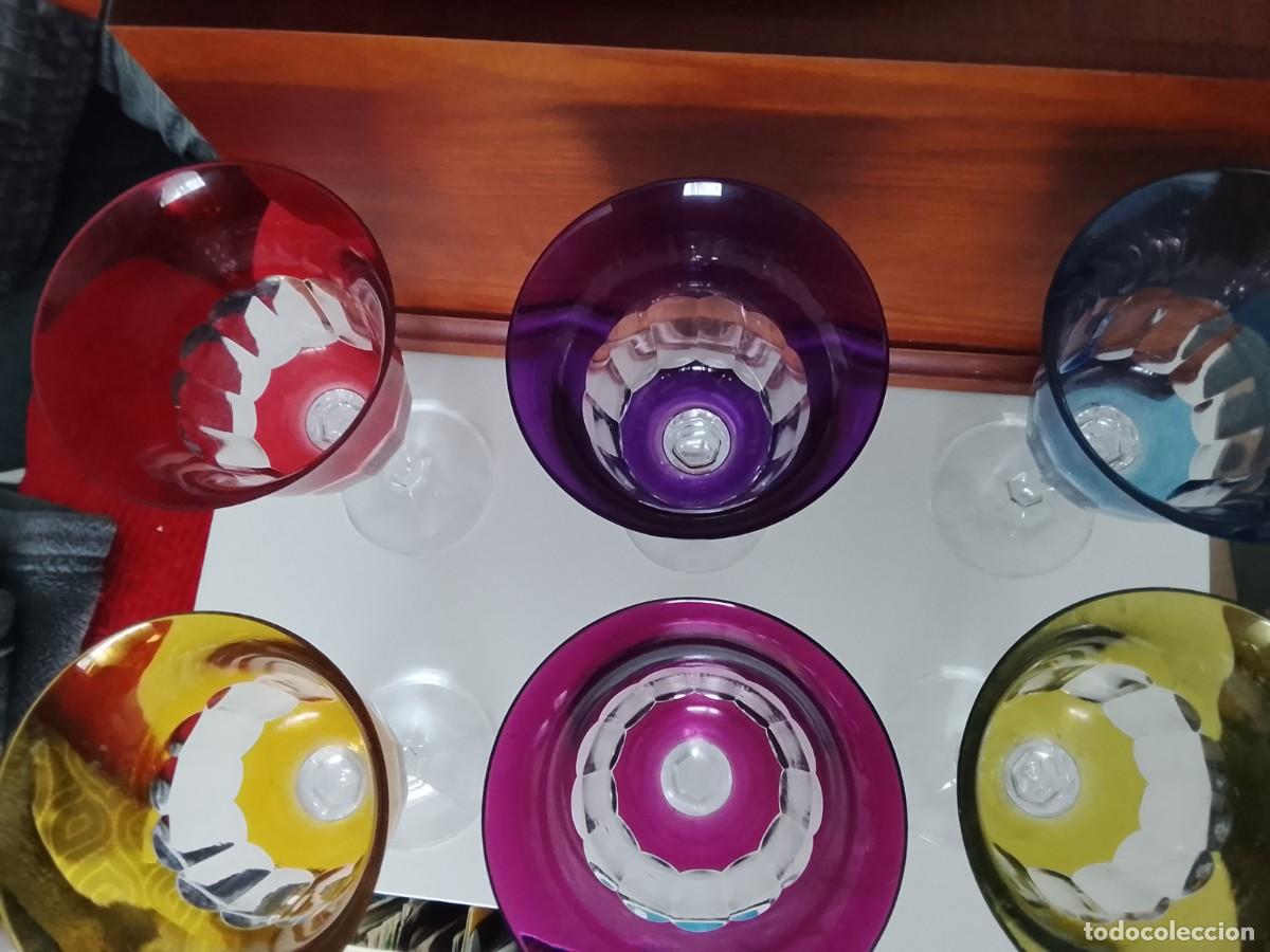 Antig&uuml;edades: Juego de 6 Copas de Cristal de Bohemia / Murano Talladas - Colores Macedonia Vintage (A&ntilde;os 70)