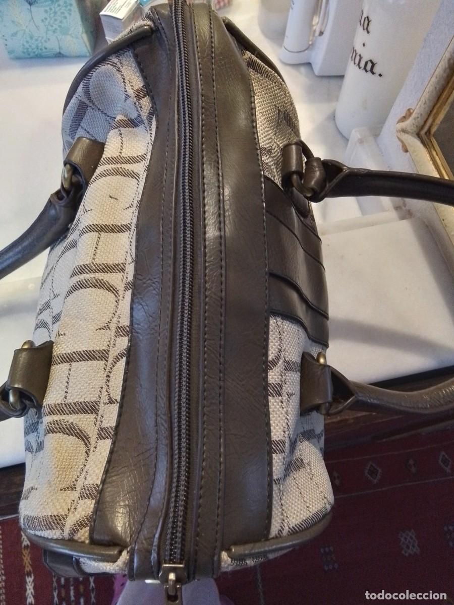 Antig&uuml;edades: Bolso original de Carolina Herrera - Foto 2