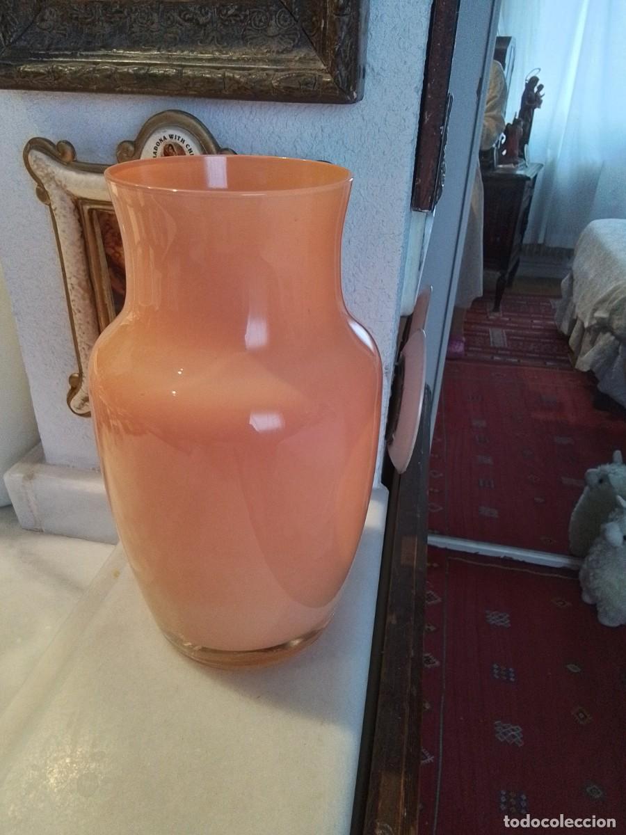 Antig&uuml;edades: Jarron de Murano. Color rosa empolvado 21 cm de altura
