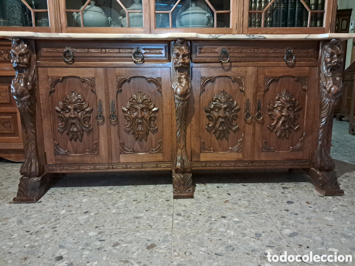 Antig&uuml;edades: Aparador o bufet antic d'estil Renixement Espanyol (o estil neorrenaixentista),