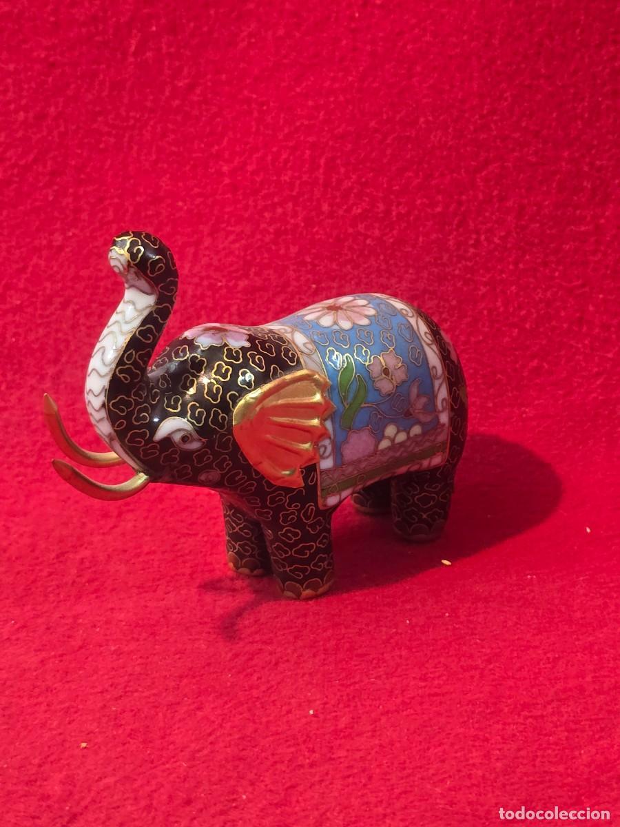 Antig&uuml;edades: Elefande de bronce , cloisonne. - Foto 2