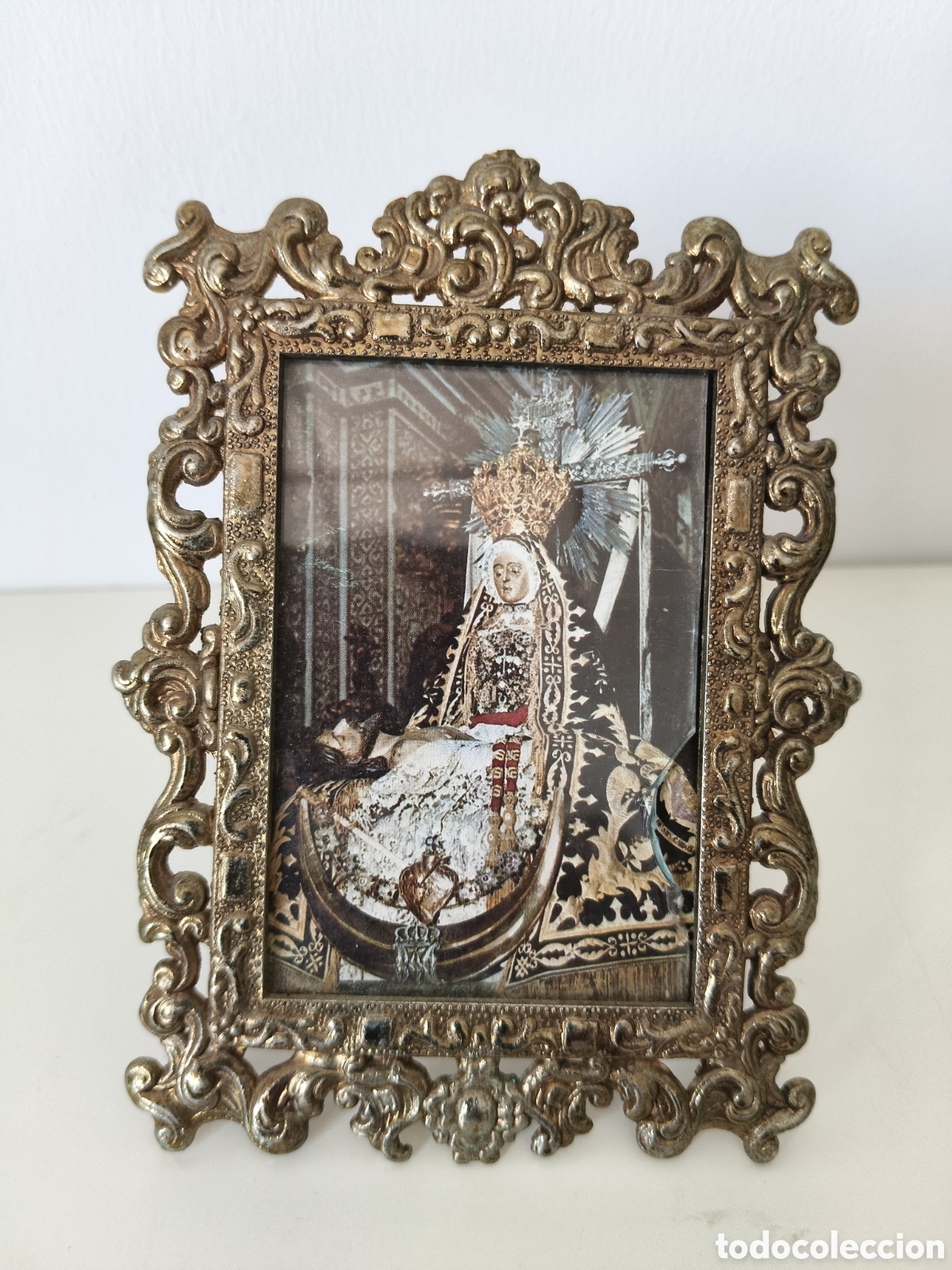Antig&uuml;edades: Bonito marco de lat&oacute;n con imagen de Nuestra Se&ntilde;ora de las Angustias Granada