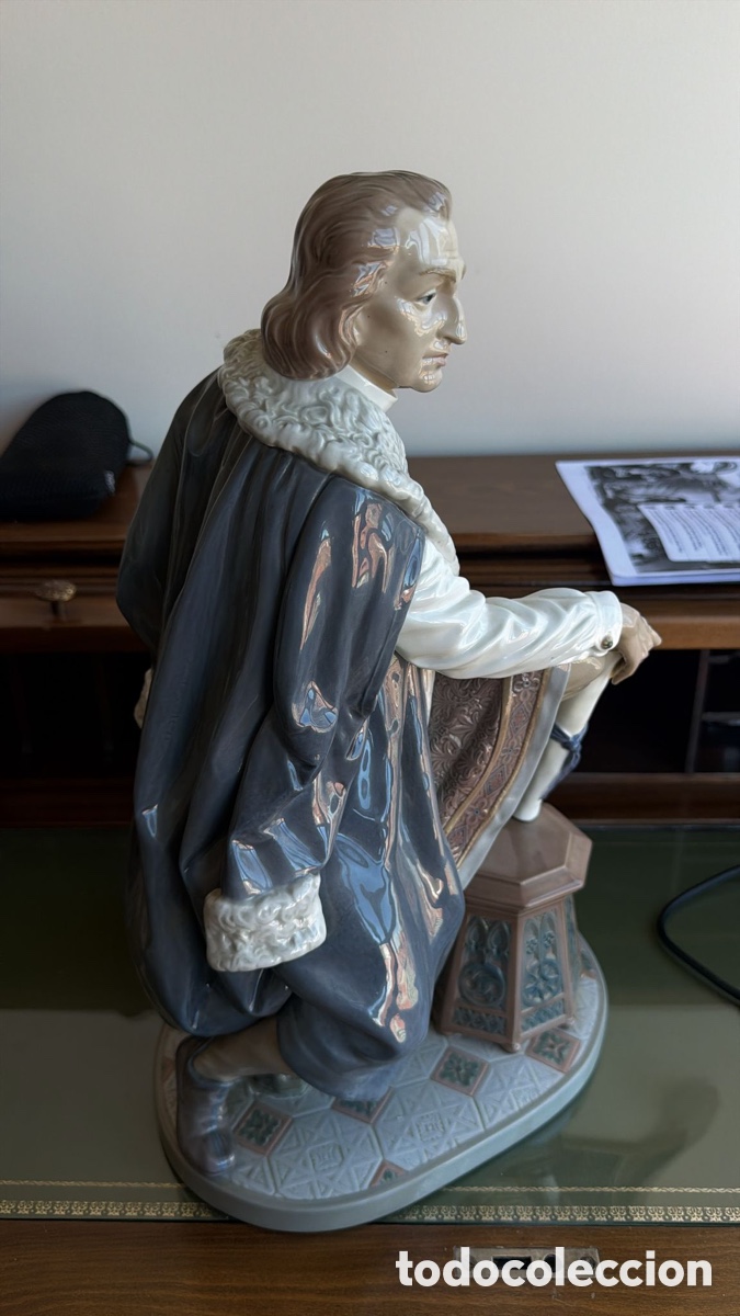 Antig&uuml;edades: Escultura de Lladr&oacute;. Ediciones Limitada Salvador Furi&oacute;