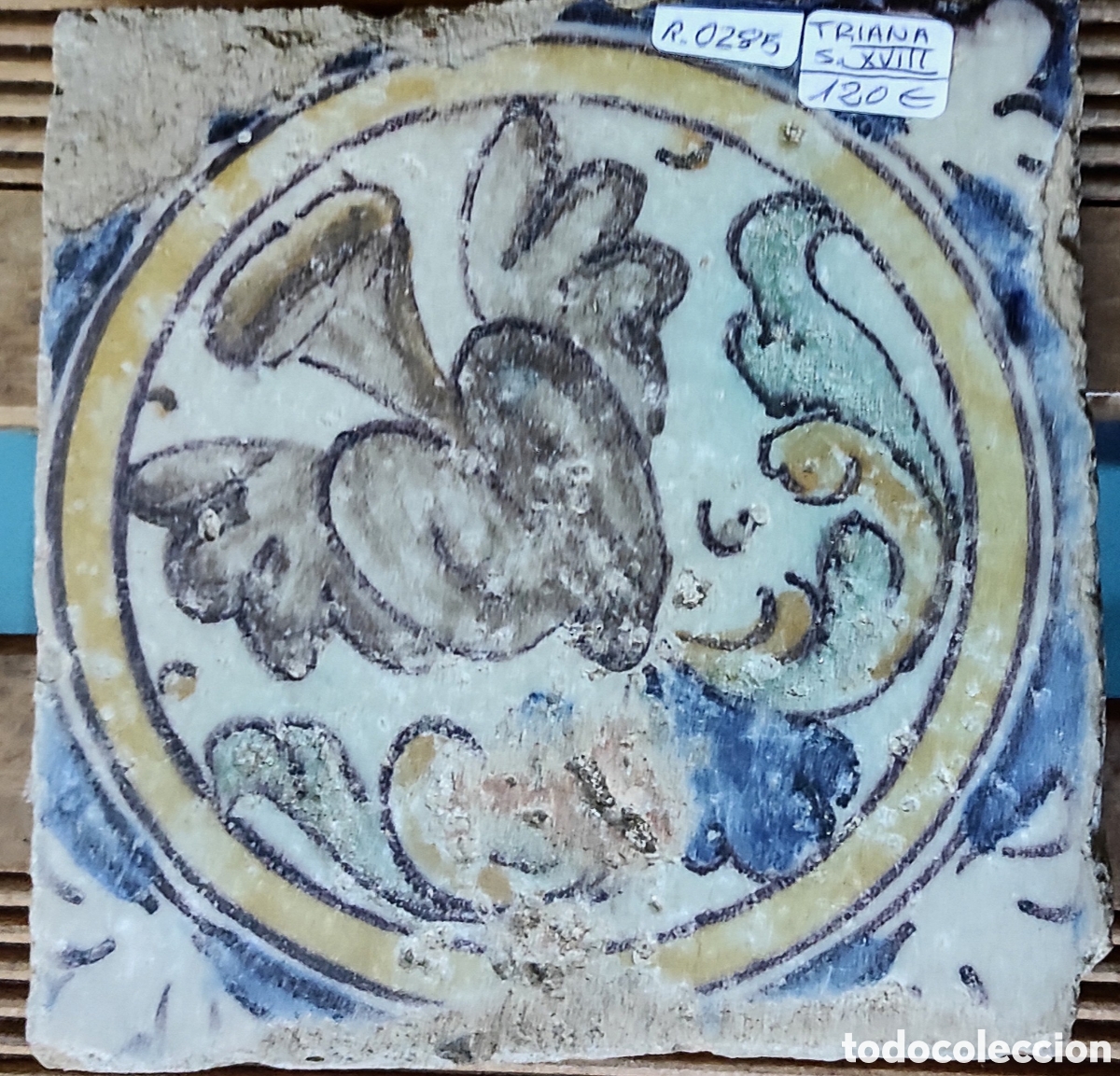 Antig&uuml;edades: Azulejo de Triana del siglo XVII. Con motivo del coraz&oacute;n alado.