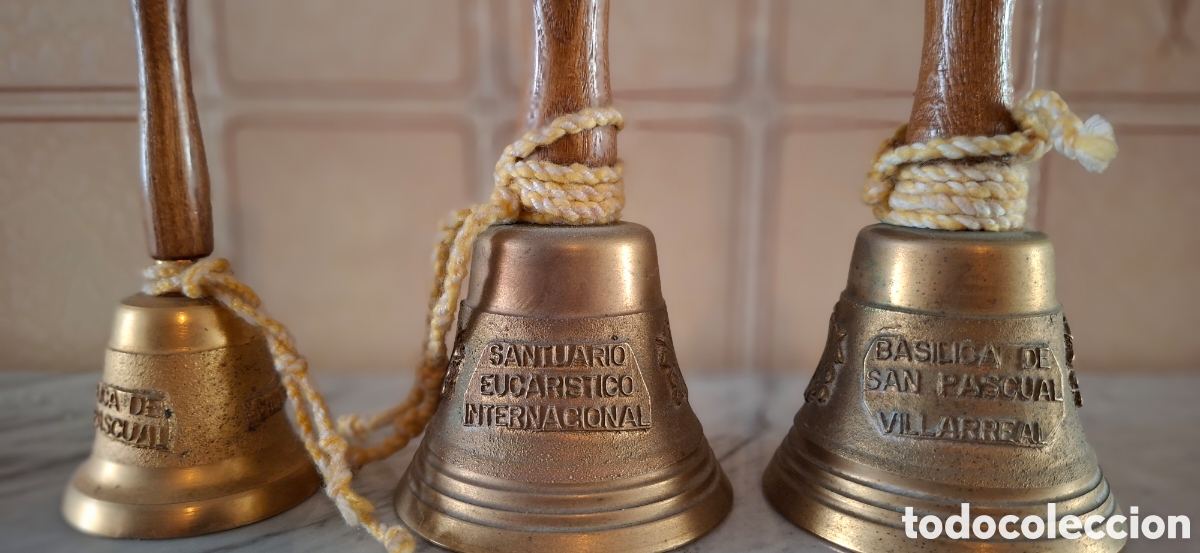 Antig&uuml;edades: Lote de campanas recuerdo de devoci&oacute;n religiosa vinculado al Santuario de San Pascua
