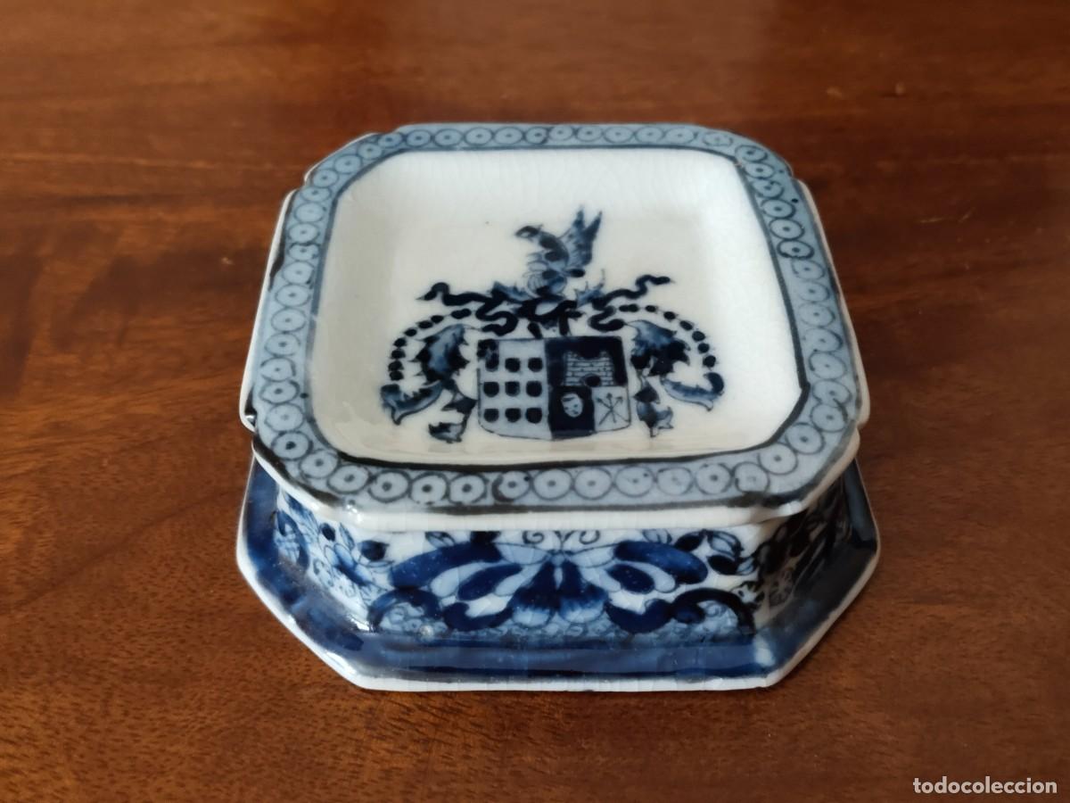Antig&uuml;edades: Antiguo salero porcelana China.