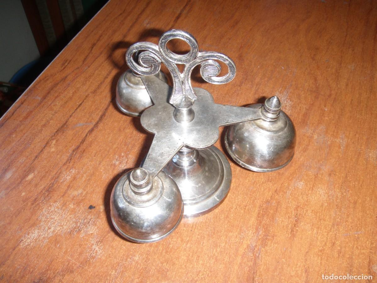 Antig&uuml;edades: CAMPANILLAS LITURGICAS PLATA MENESES ORIGINALES
