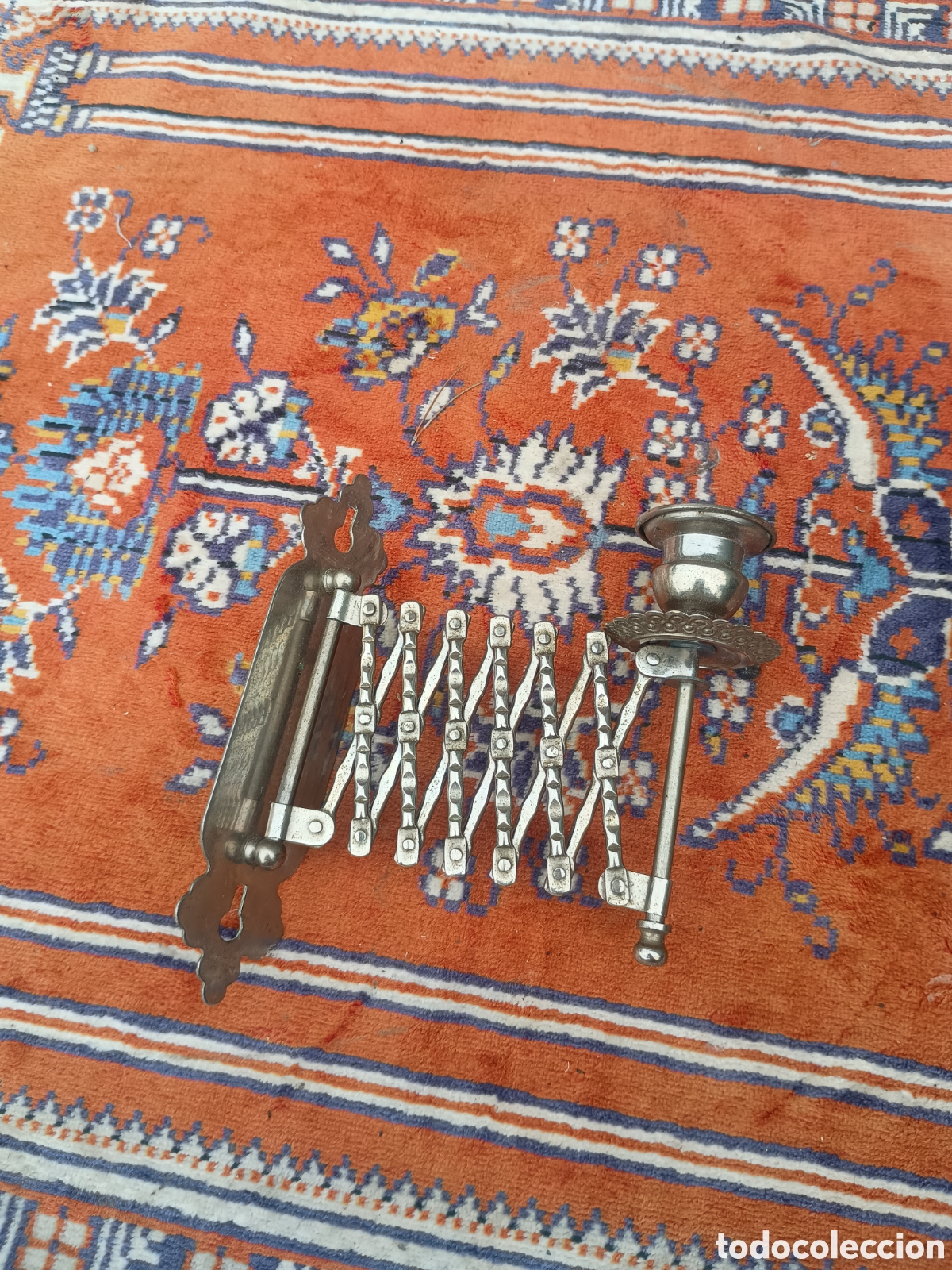 Antig&uuml;edades: L&aacute;mpara tijera metal