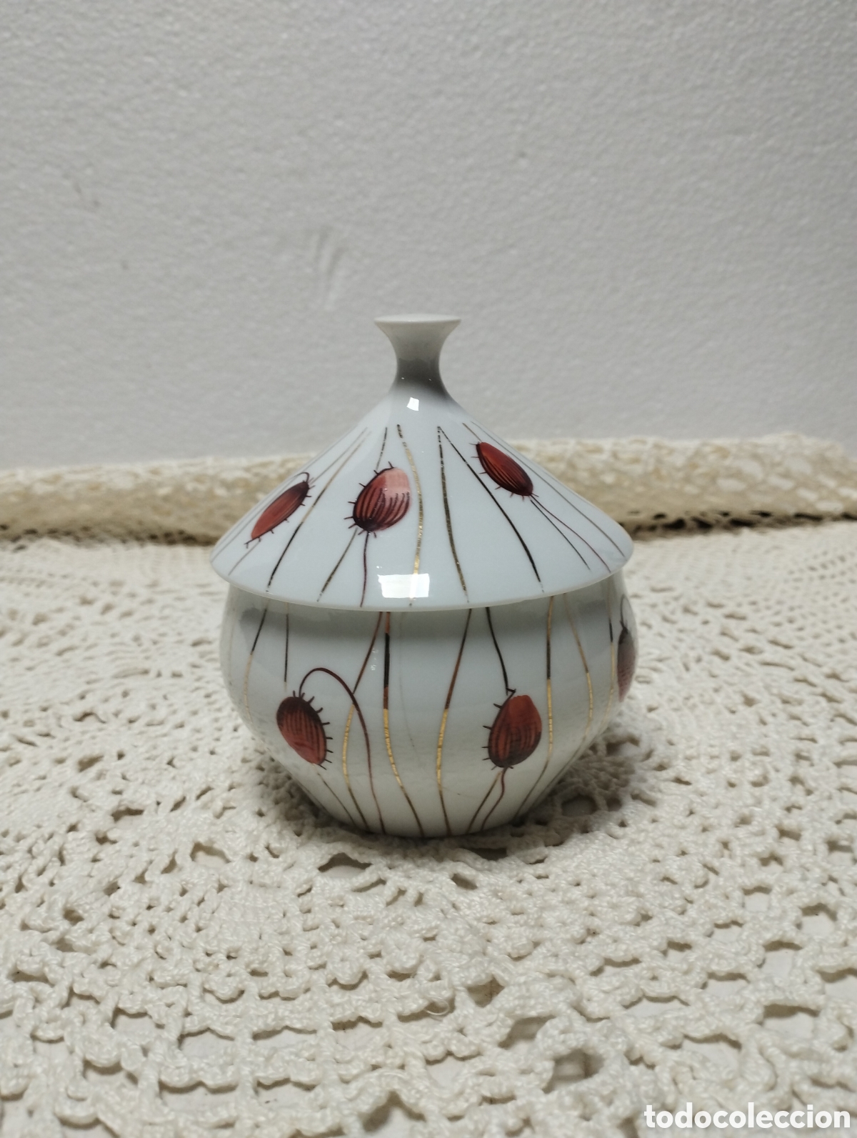 Antig&uuml;edades: AZUCARERA SELLO DOLMEN CASTRO SARGADELOS. PINTADA MANO, MED. ALTO 12 CM.