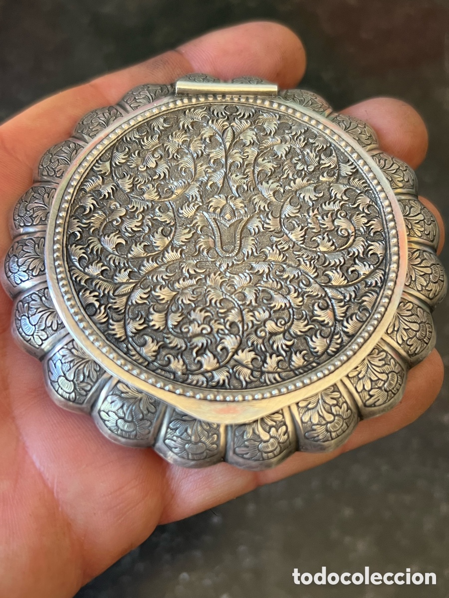 Antig&uuml;edades: Preciosa polvorera en plata