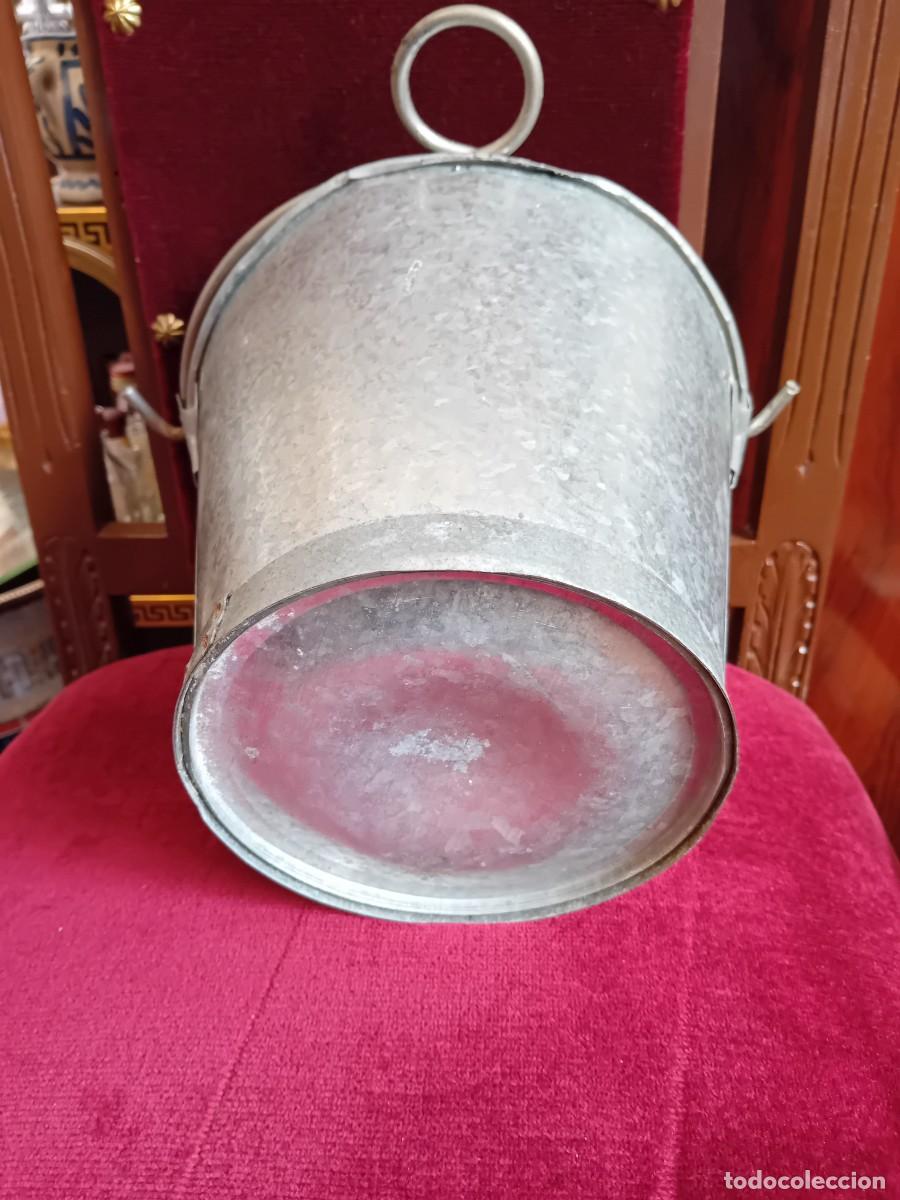 Antig&uuml;edades: Cubo de hierro galvanizado - Foto 4