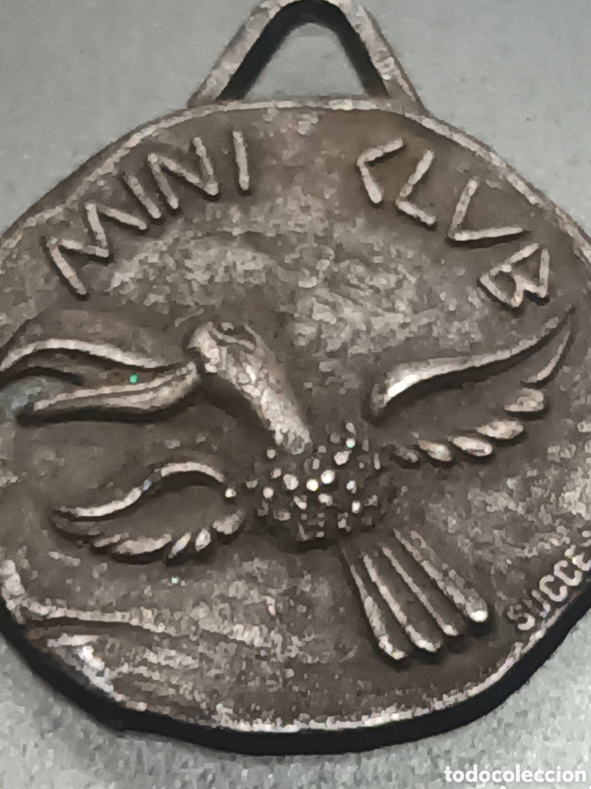 Antig&uuml;edades: ANTIGUA MEDALLA A&Ntilde;OS 50 MINI CLUB