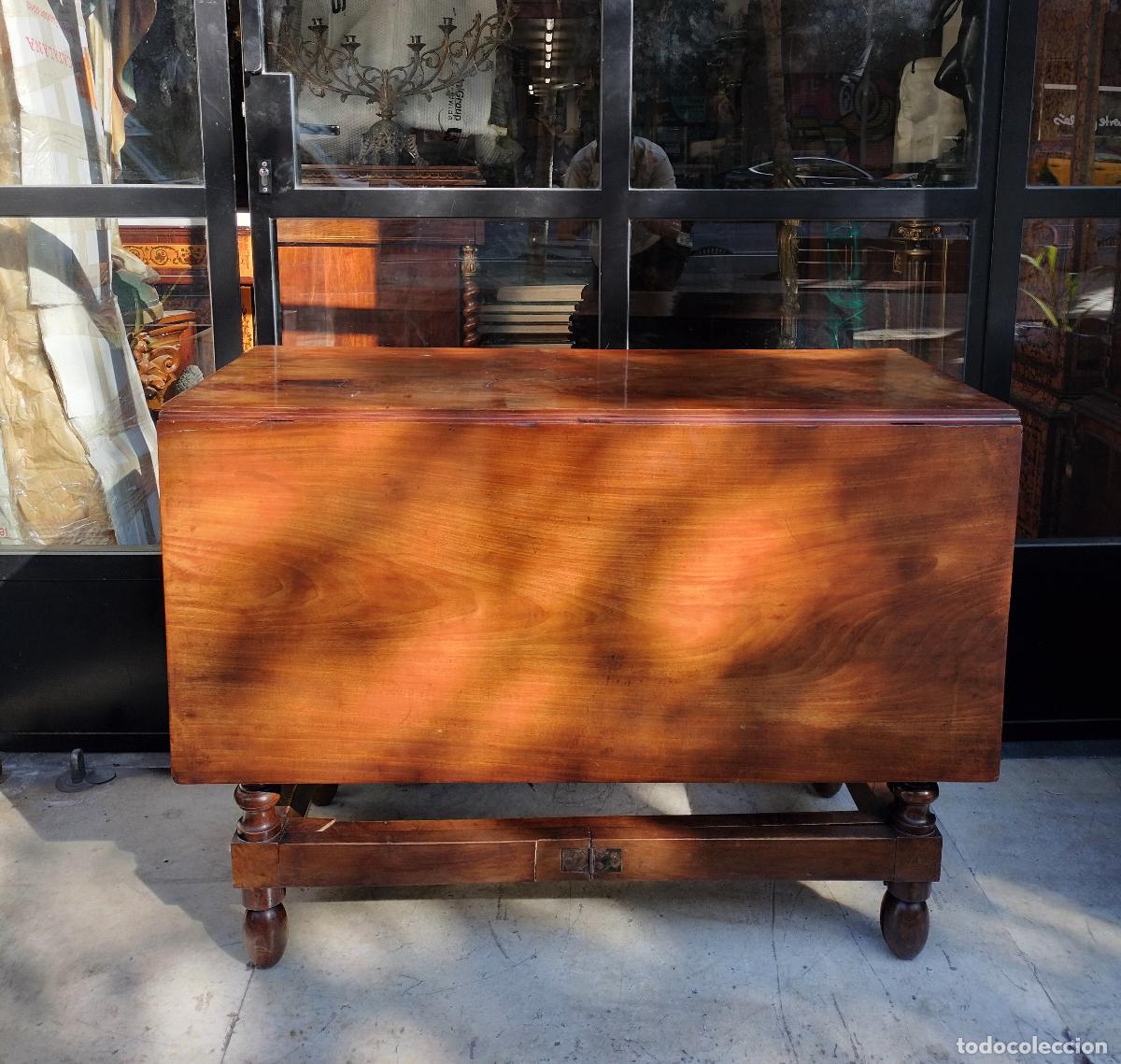 Antiques: ANTIGUA MESA DE COMEDOR DE ALAS EXTENSIBLES. MADERA DE CAOBA. ESPA&Ntilde;A. SIGLO XIX.