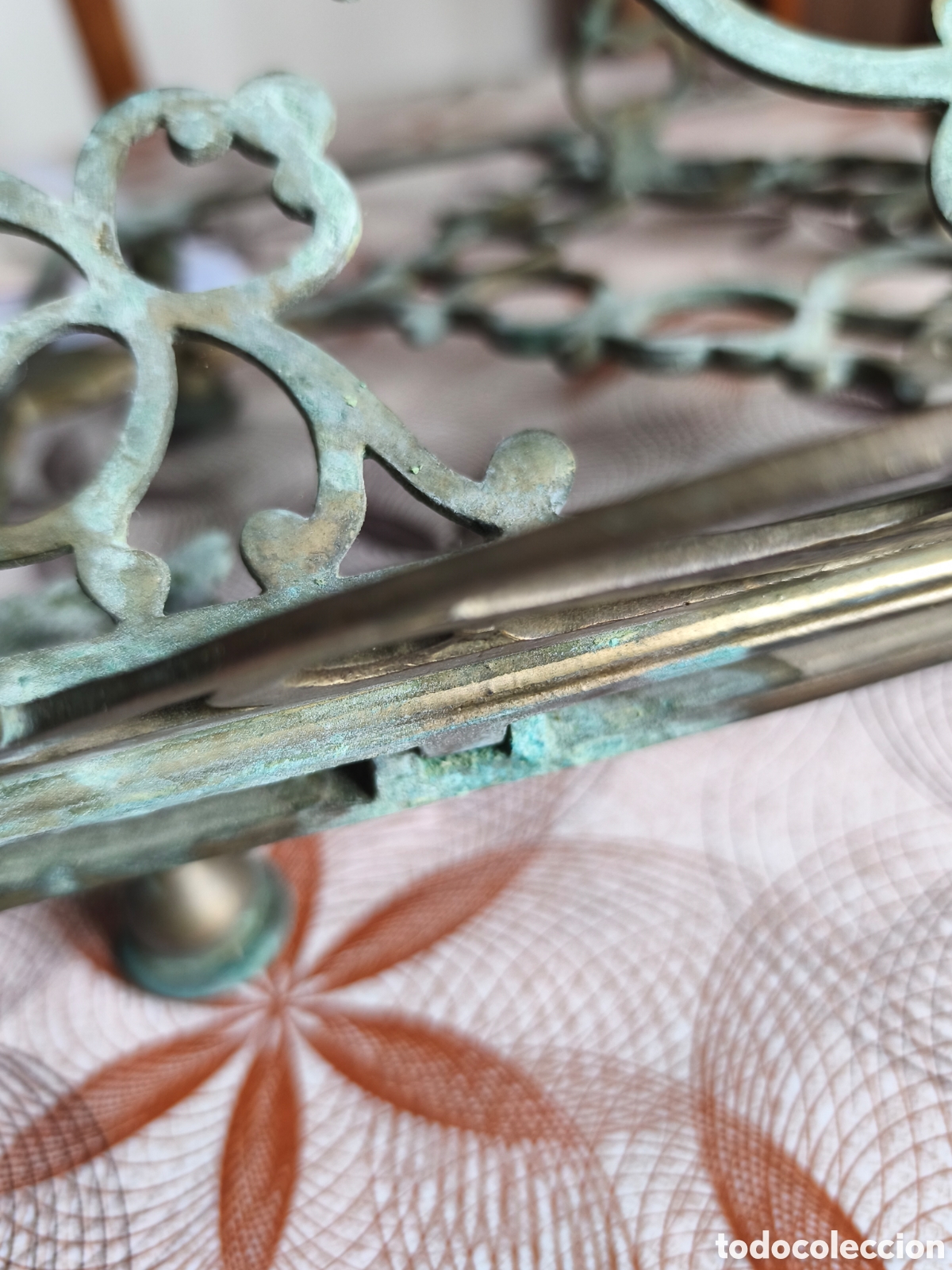 Antig&uuml;edades: Antiguo Atril Religioso de Bronce (A.A.R.B.) - Foto 3