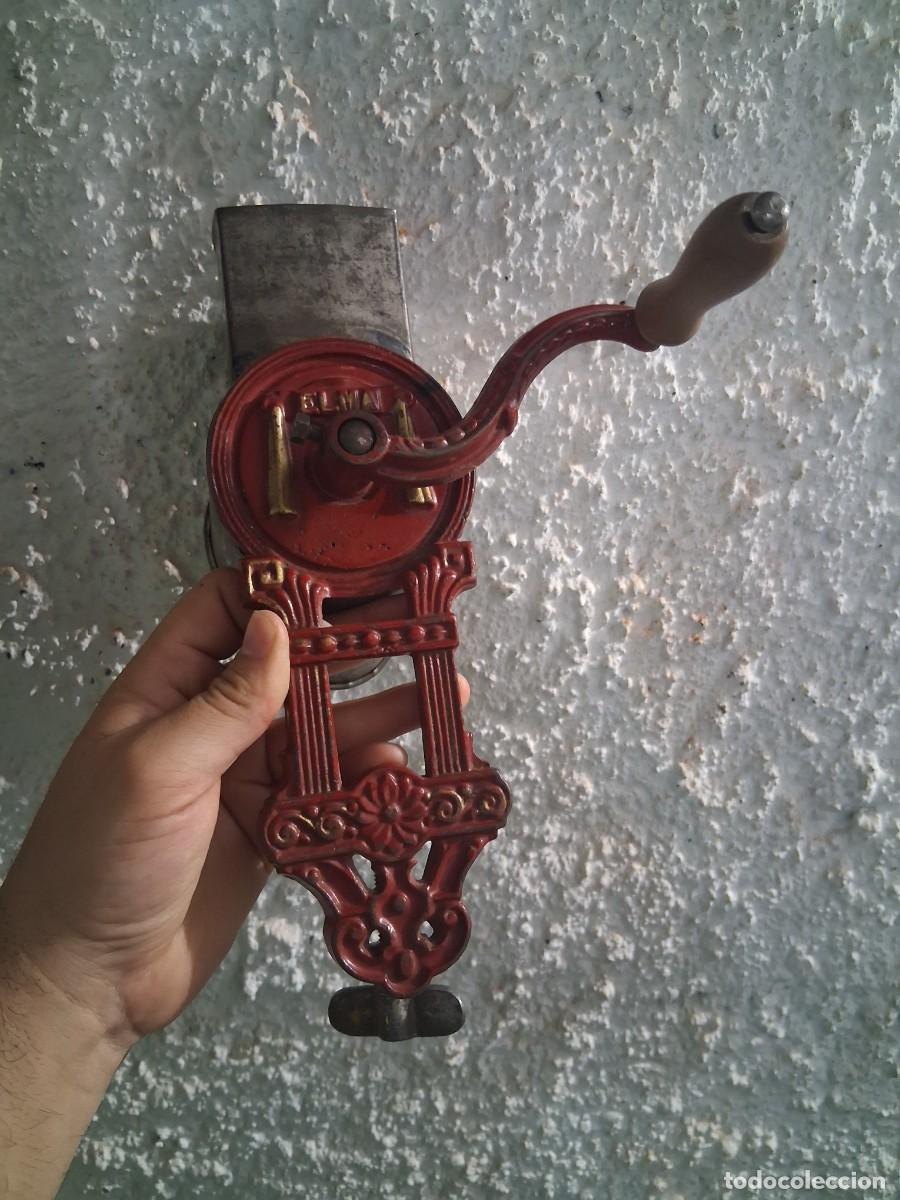 Antig&uuml;edades: Antigua m&aacute;quina rallador picador molinino de hierro fundido Elma cocina