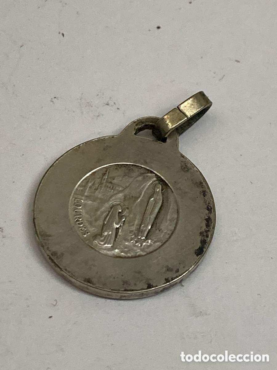 Antig&uuml;edades: Medalla de metal religiosa C609 - Foto 2