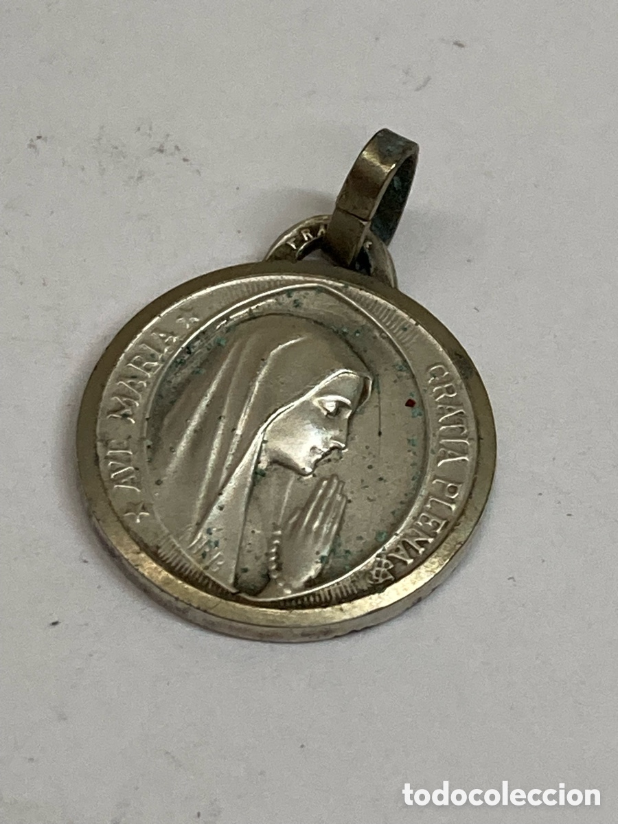 Antig&uuml;edades: Medalla de metal religiosa C610