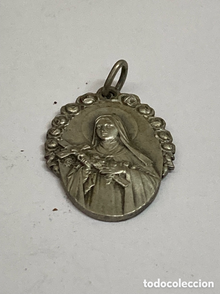 Antig&uuml;edades: Medalla de metal religiosa C610