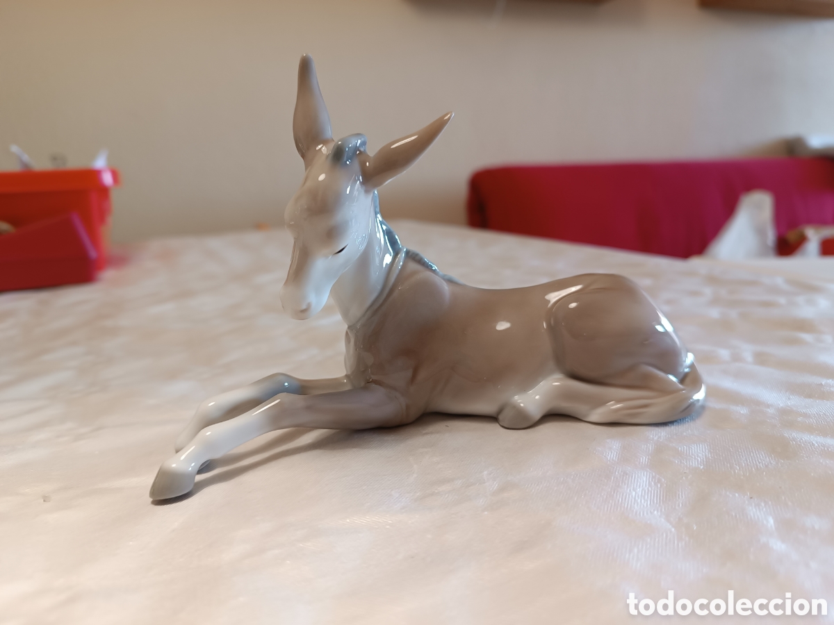 Antig&uuml;edades: MULA Figura Portal de Bel&eacute;n/Nacimiento, LLADR&Oacute;, porcelana brillo.