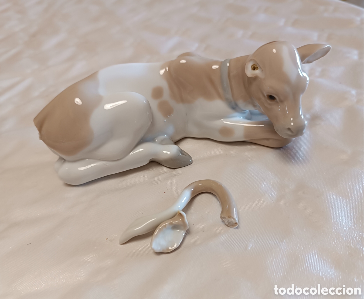 Antig&uuml;edades: BUEY, Figura Portal de Bel&eacute;n/Nacimiento, Lladr&oacute; porcelana brillo.