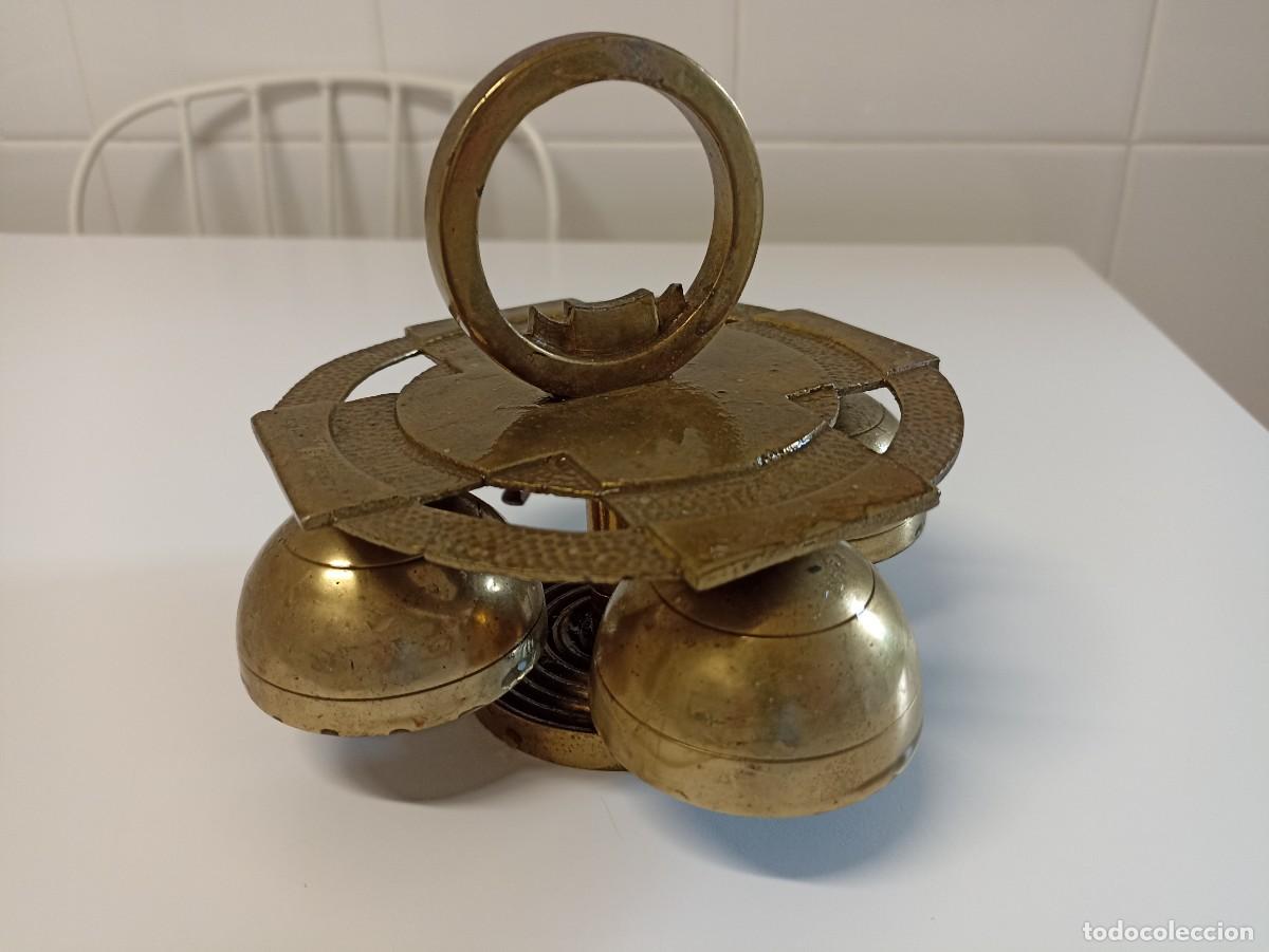 Antiguidades: Campanilla de monaguillo para la misa