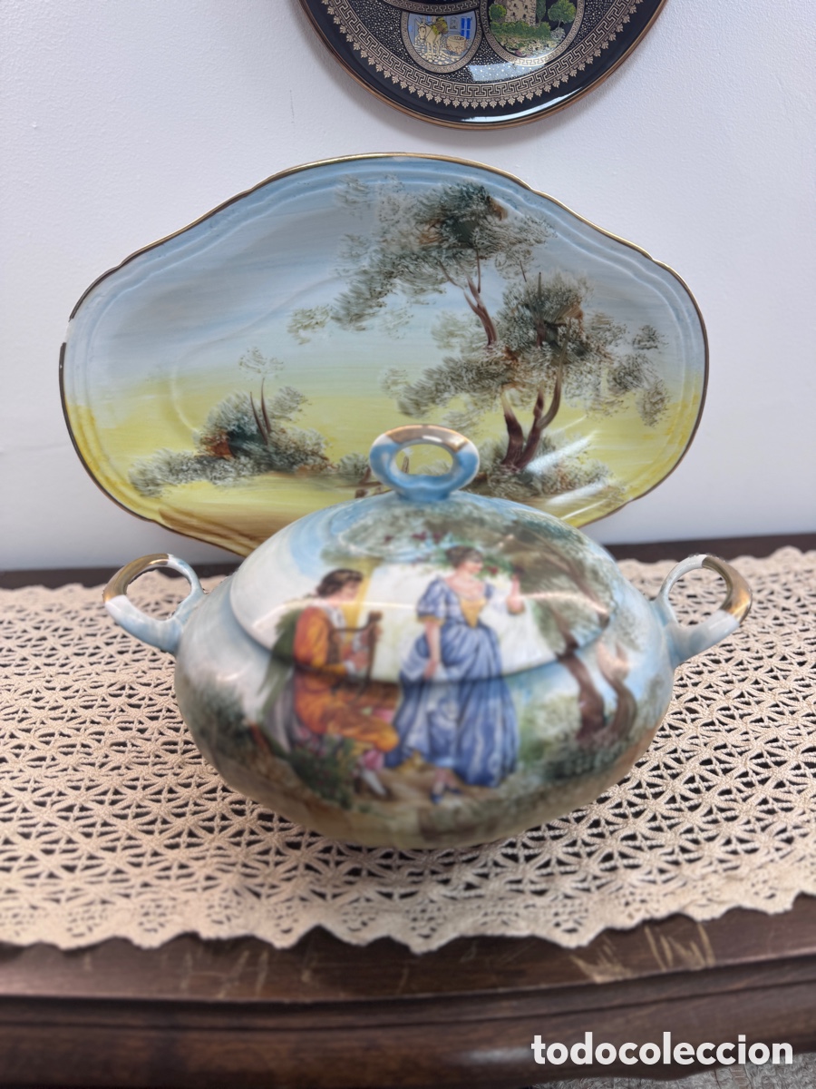 Oggetti Antichi: Sopera + fuente porcelana alemana Lichte Turingia escenas rom&aacute;nticas a&ntilde;os 70 vintage