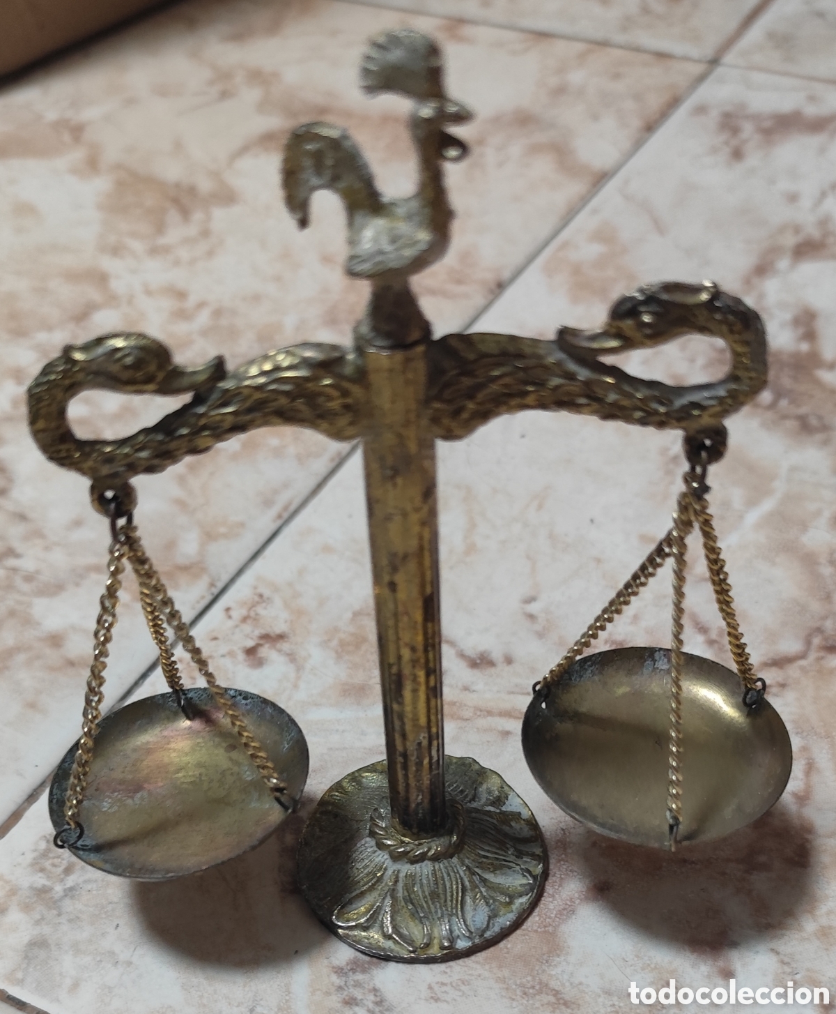 Antig&uuml;edades: Balanza de Lat&oacute;n Antigua - Foto 2