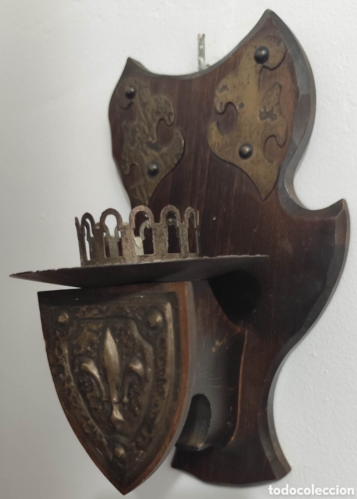 Antig&uuml;edades: Antiguo potavelas de pared heraldico