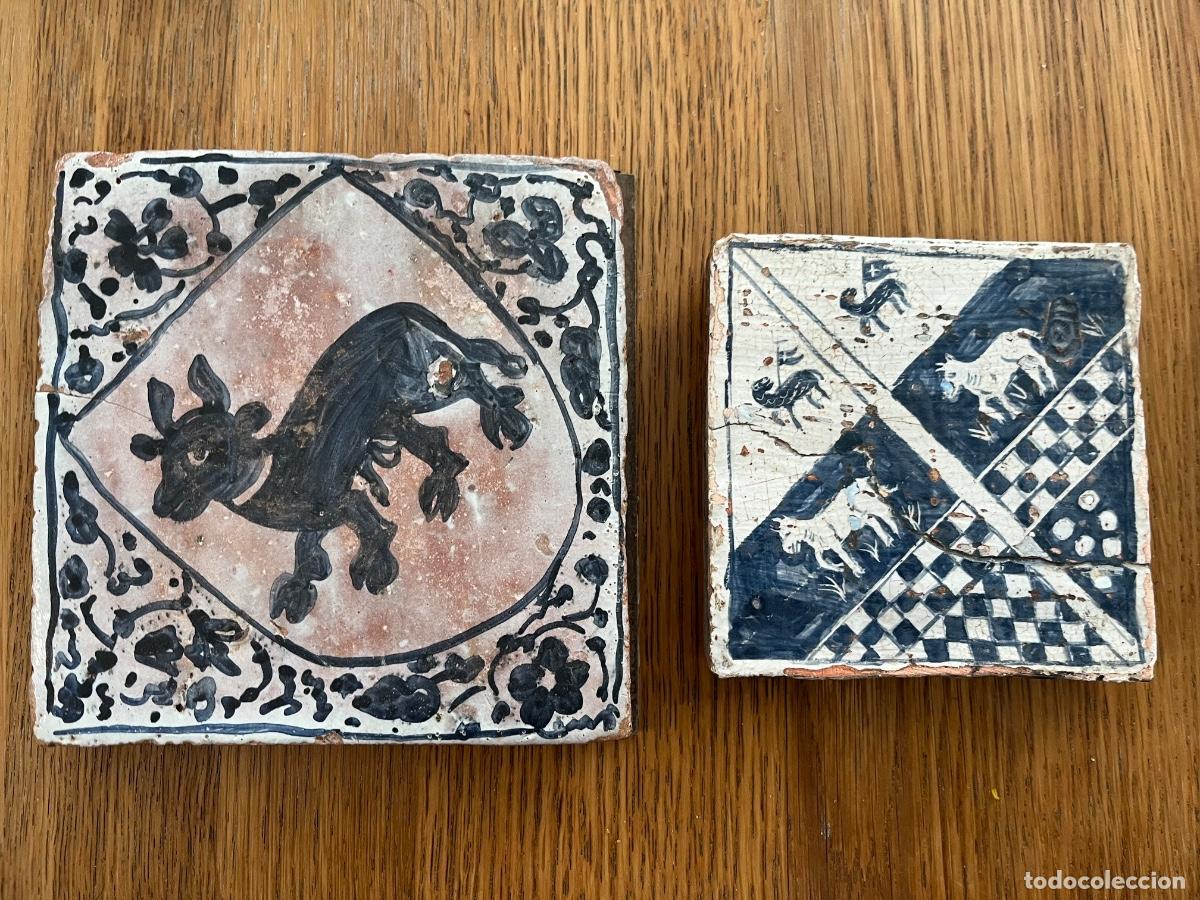 Antig&uuml;edades: DOS AZULEJOS G&Oacute;TICOS COPIAS - Foto 1