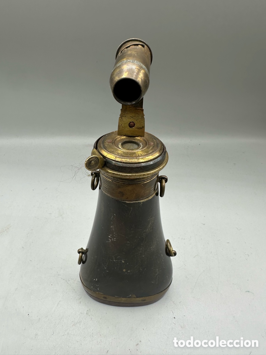 Antig&uuml;edades: petaca de p&oacute;lvora (powder flask) XIX