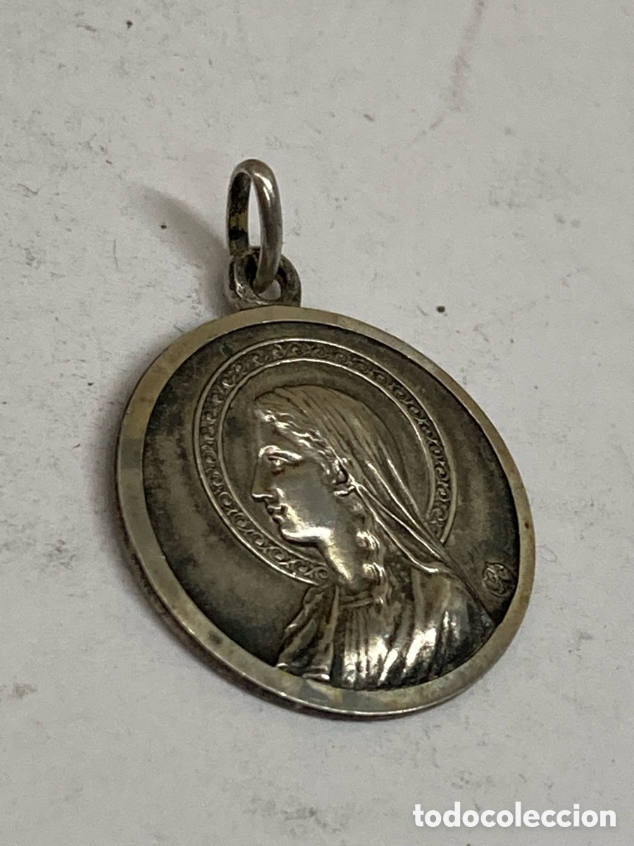 Antig&uuml;edades: Cadena de plata religiosa C611 - Foto 1
