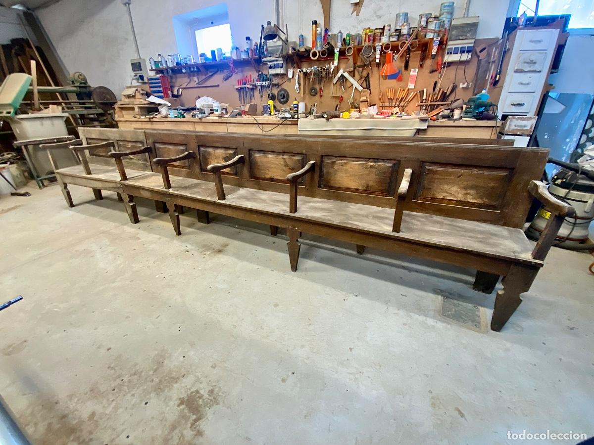 Antig&uuml;edades: Dos bancos con brazos de refectorio de convento