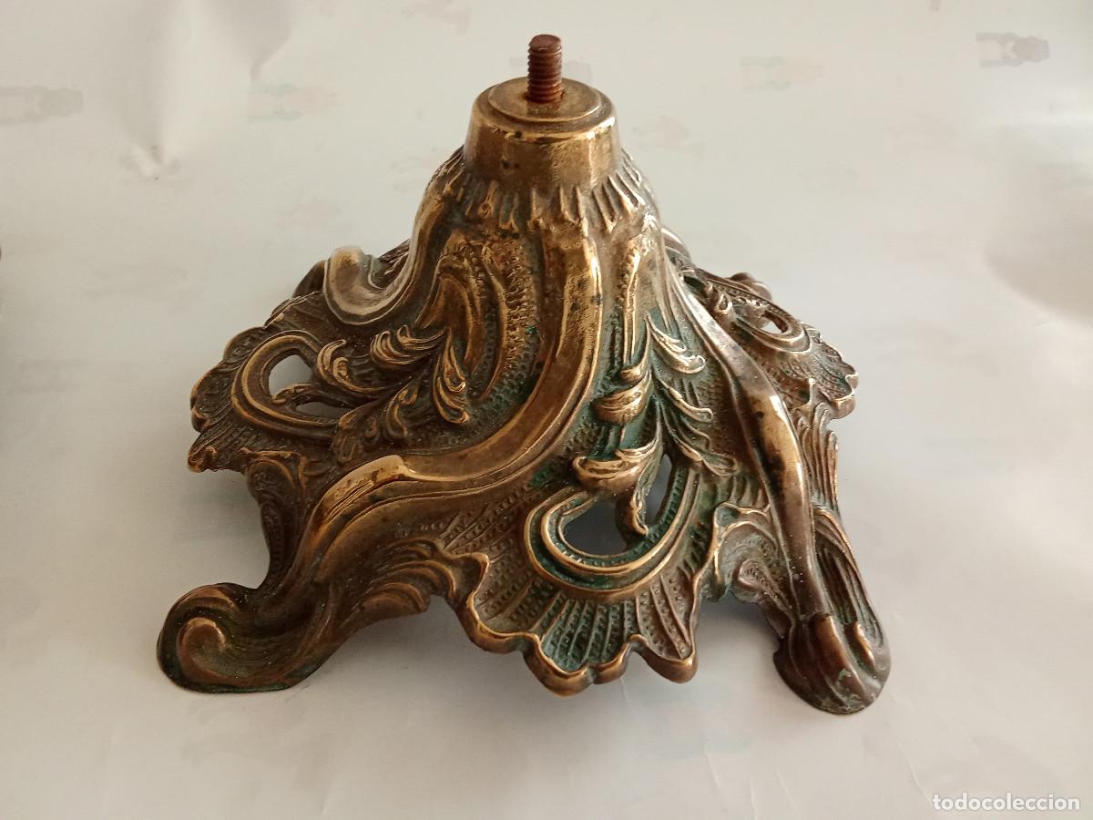 Antig&uuml;edades: Antiguo centro de mesa en bronce labrado - Foto 8
