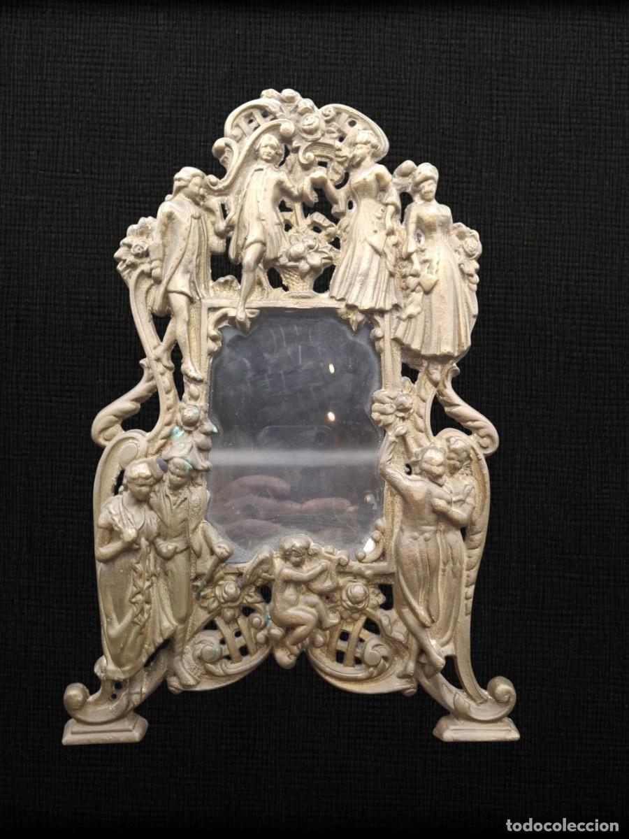 Antig&uuml;edades: + BELLO MARCO EN BRONCE MUY DECORADO AL ESTILO FRANCES CON ESCENAS GALANTES