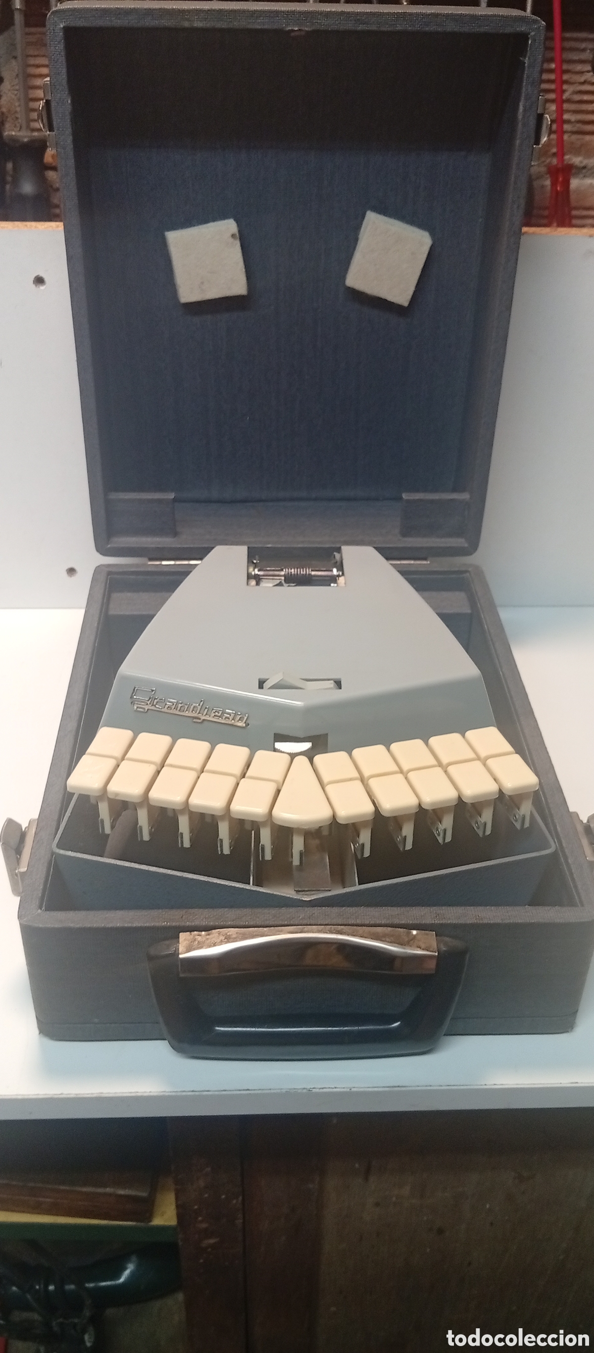 Antig&uuml;edades: M&aacute;quina de Estenotipia Mec&aacute;nica Antigua GRANDJEAN - Con Malet&iacute;n Original - Vintage Co.