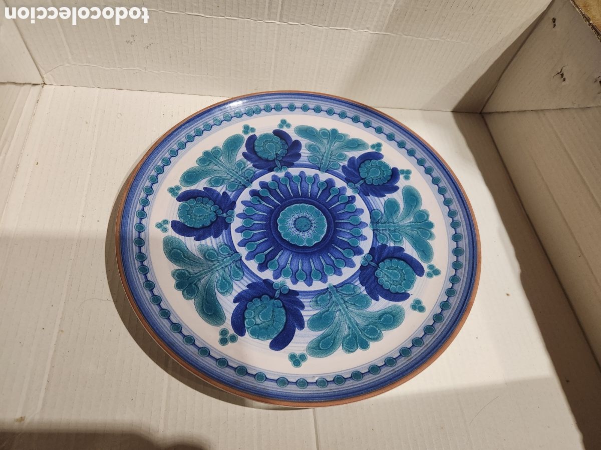 Antiques: GRAN PLATO PORTA CELI PINTADO A MANO. ESPA&Ntilde;A. 34CM.