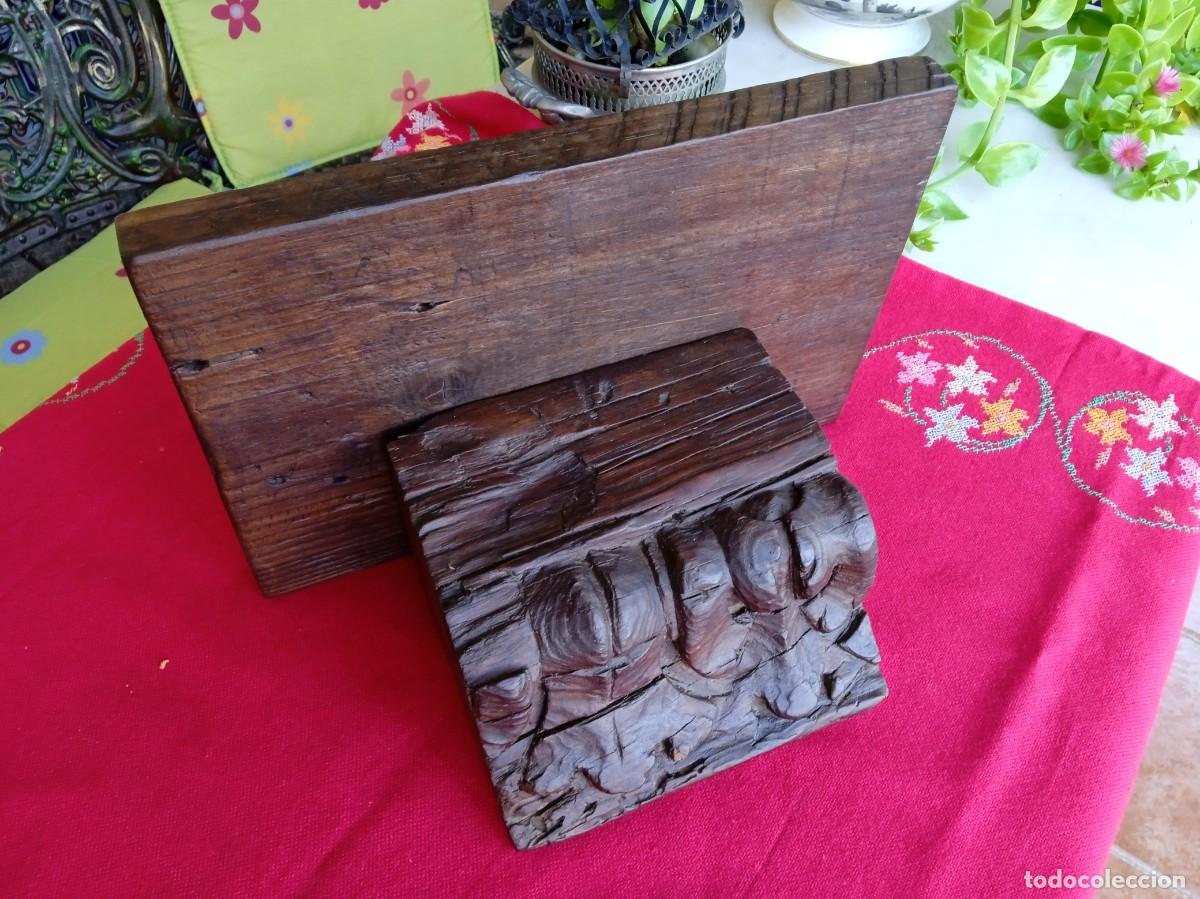 Antiquit&eacute;s: M&eacute;nsula repisa de madera antigua tallada para figura o escultura
