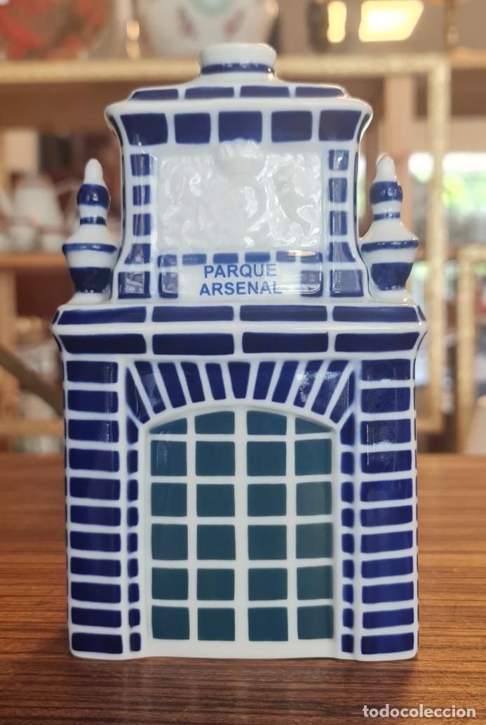 Antig&uuml;edades: Puerta del Parque del Arsenal en Ferrol Sargadelos