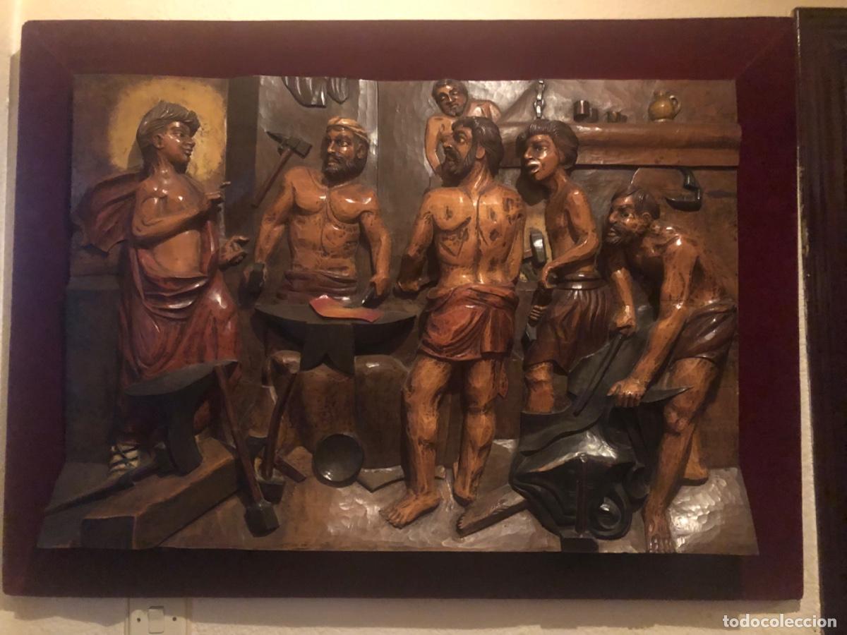 Antig&uuml;edades: Relieve antiguo tallado de una sola pieza en madera maciza artesanal