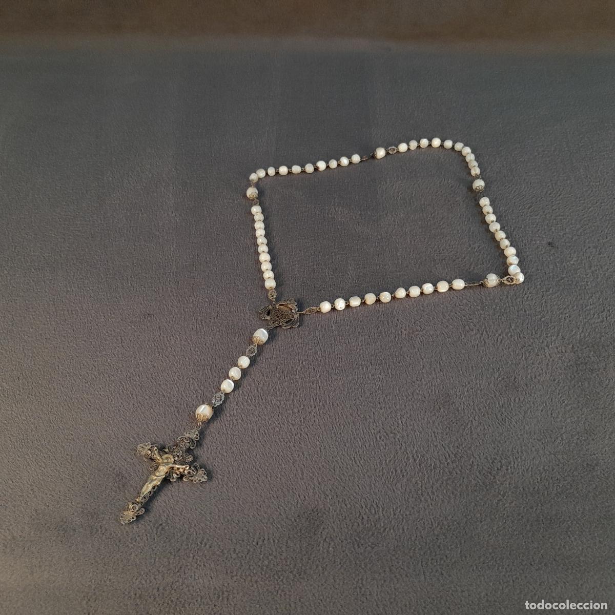 Oggetti Antichi: R-470. ROSARIO DE CUENTAS DE N&Aacute;CAR Y METAL DORADO CON CRUCIFIJO EN FILIGRANA. PRINCIPIOS S.XX