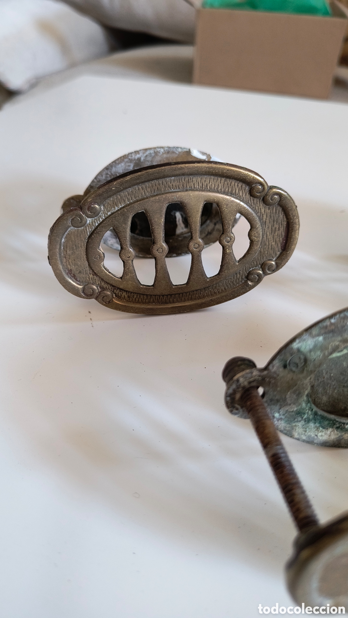 Antig&uuml;edades: Conjunto de 4 mirillas antiguas en bronce. - Foto 2