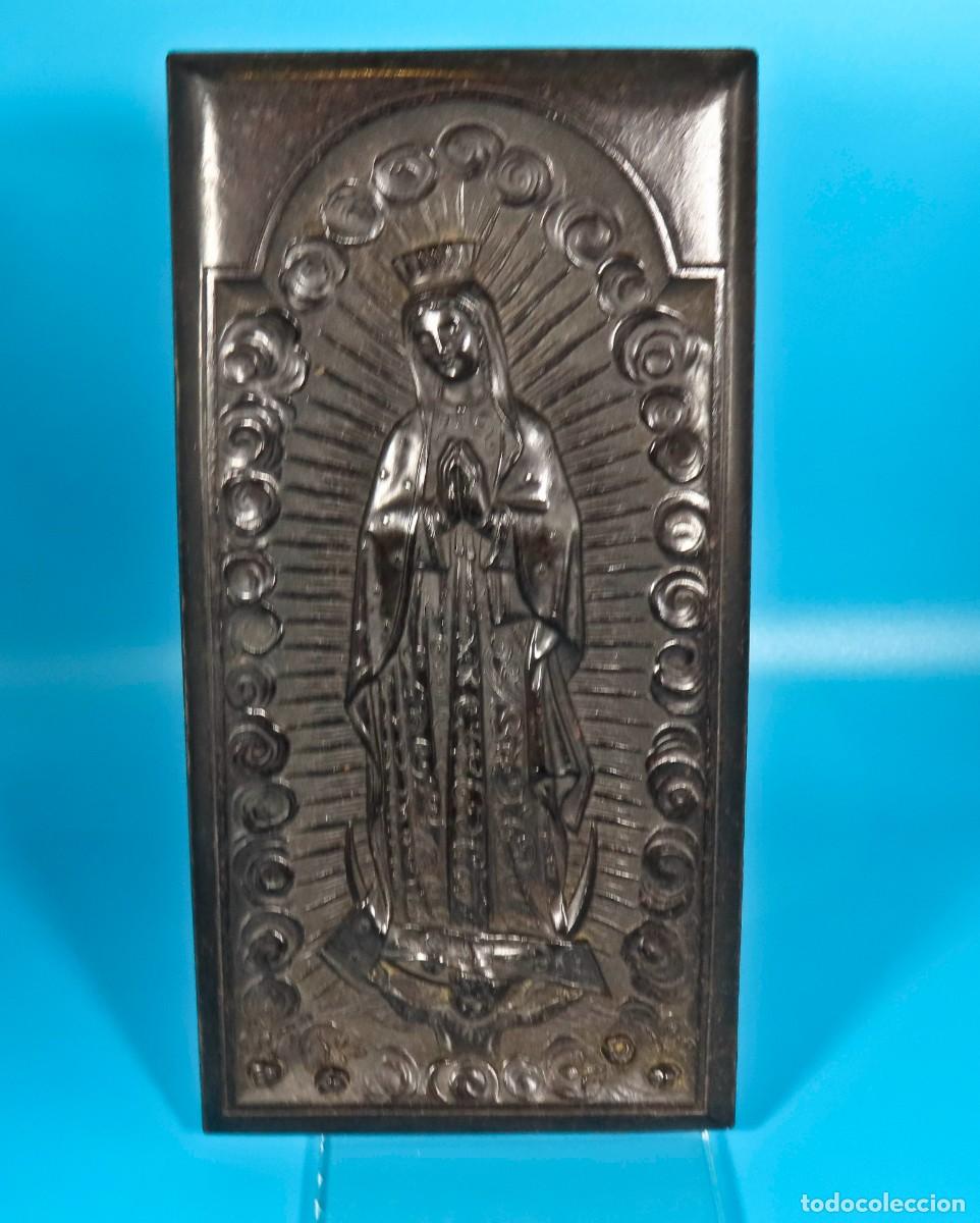 Antig&uuml;edades: VIRGEN DE GUADALUPE ANTIGUA PLACA EN RELIEVE DE BAQUELITA 1920s