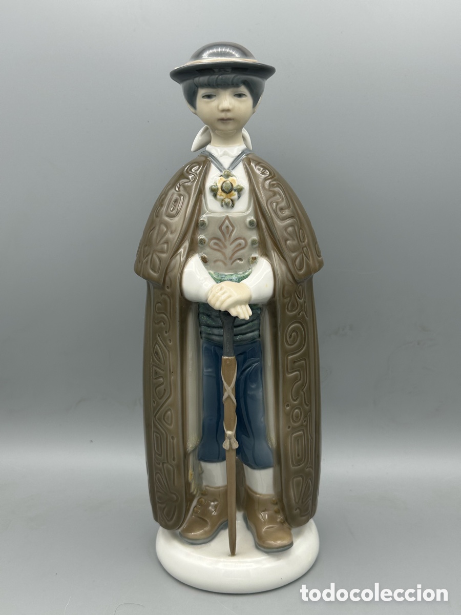 Antig&uuml;edades: REF: 01001161 &ldquo;PEQUE&Ntilde;O ALCALDE&rdquo; LLADR&Oacute; - Foto 2