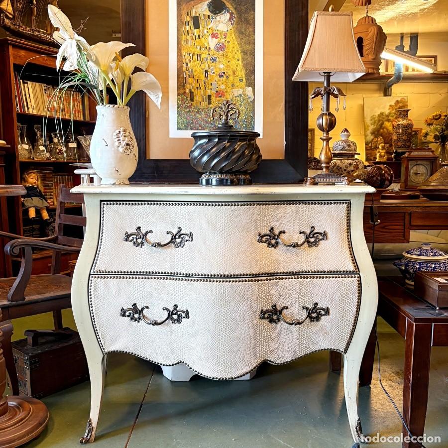 Antiquit&eacute;s: C&oacute;moda Blanca Decap&eacute; de Madera