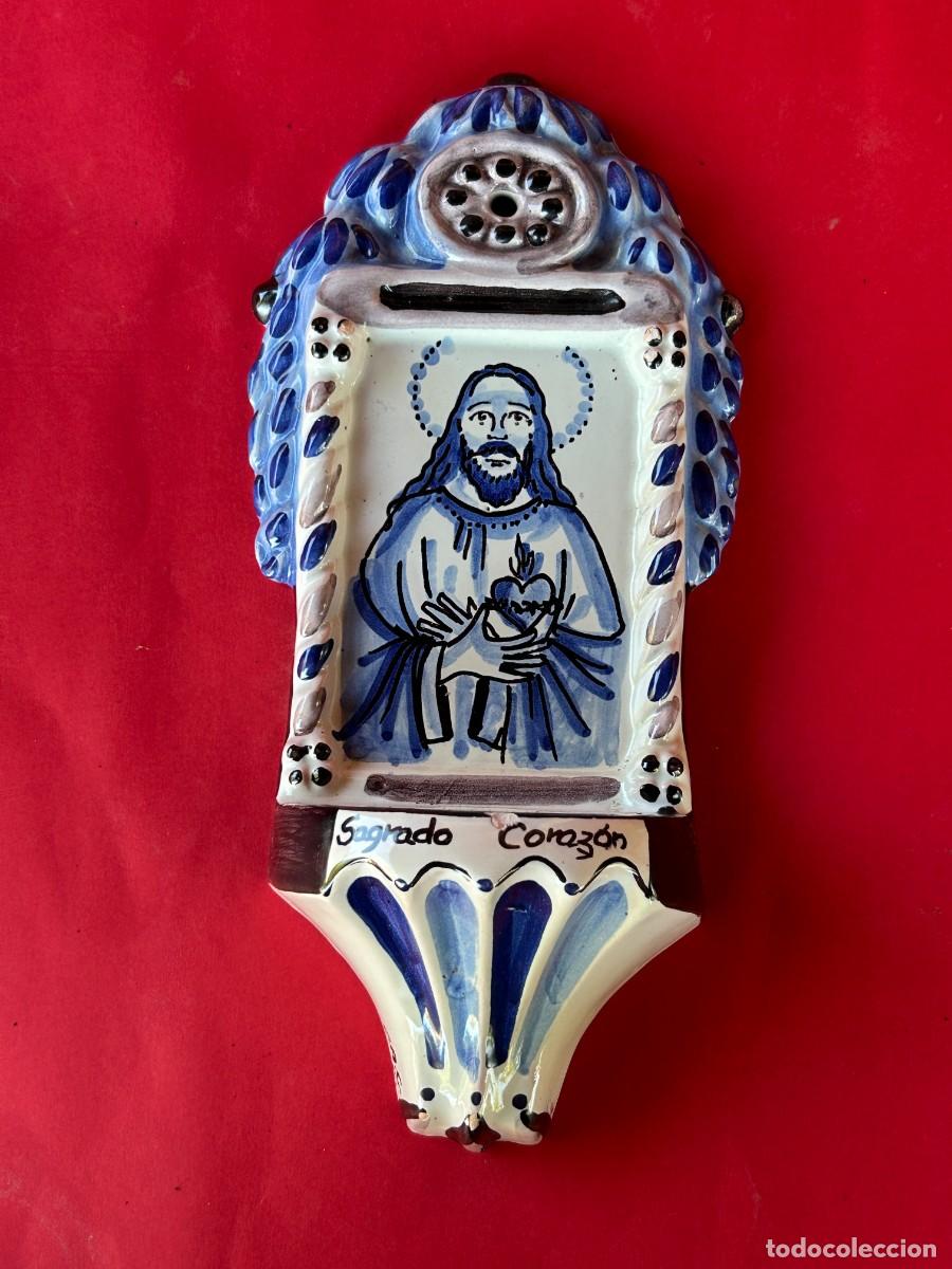 Antig&uuml;edades: Benditera Sagrado Corazon - Ceramica Catalana